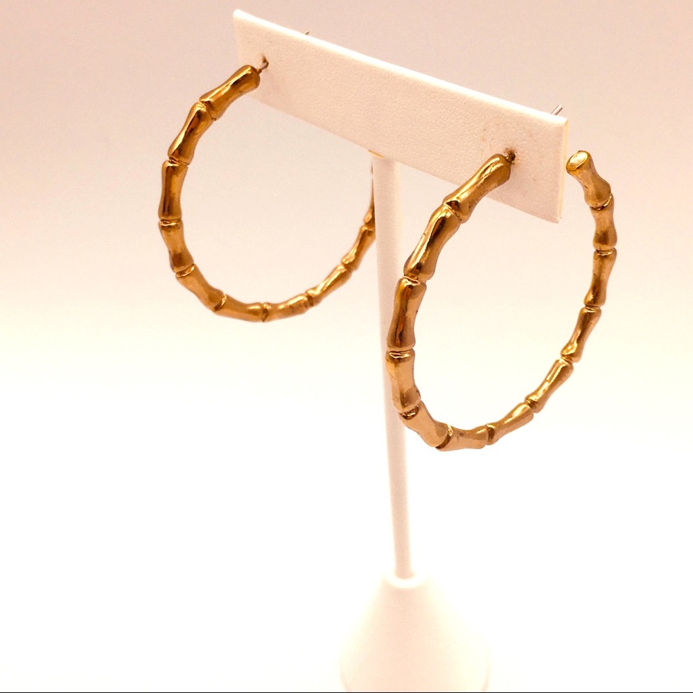 Loop earrings